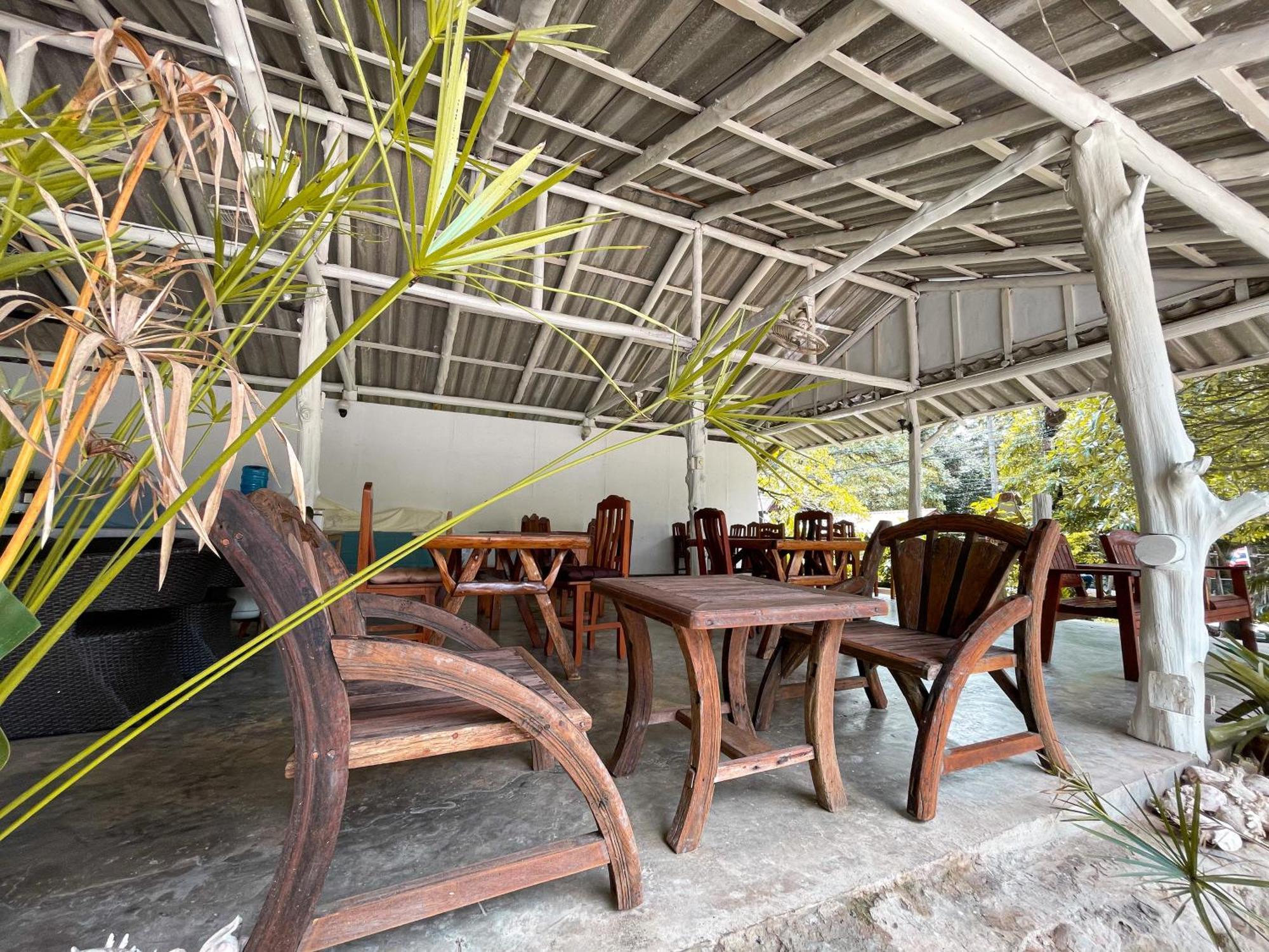 Dara Homestay Ko Kut Exteriör bild