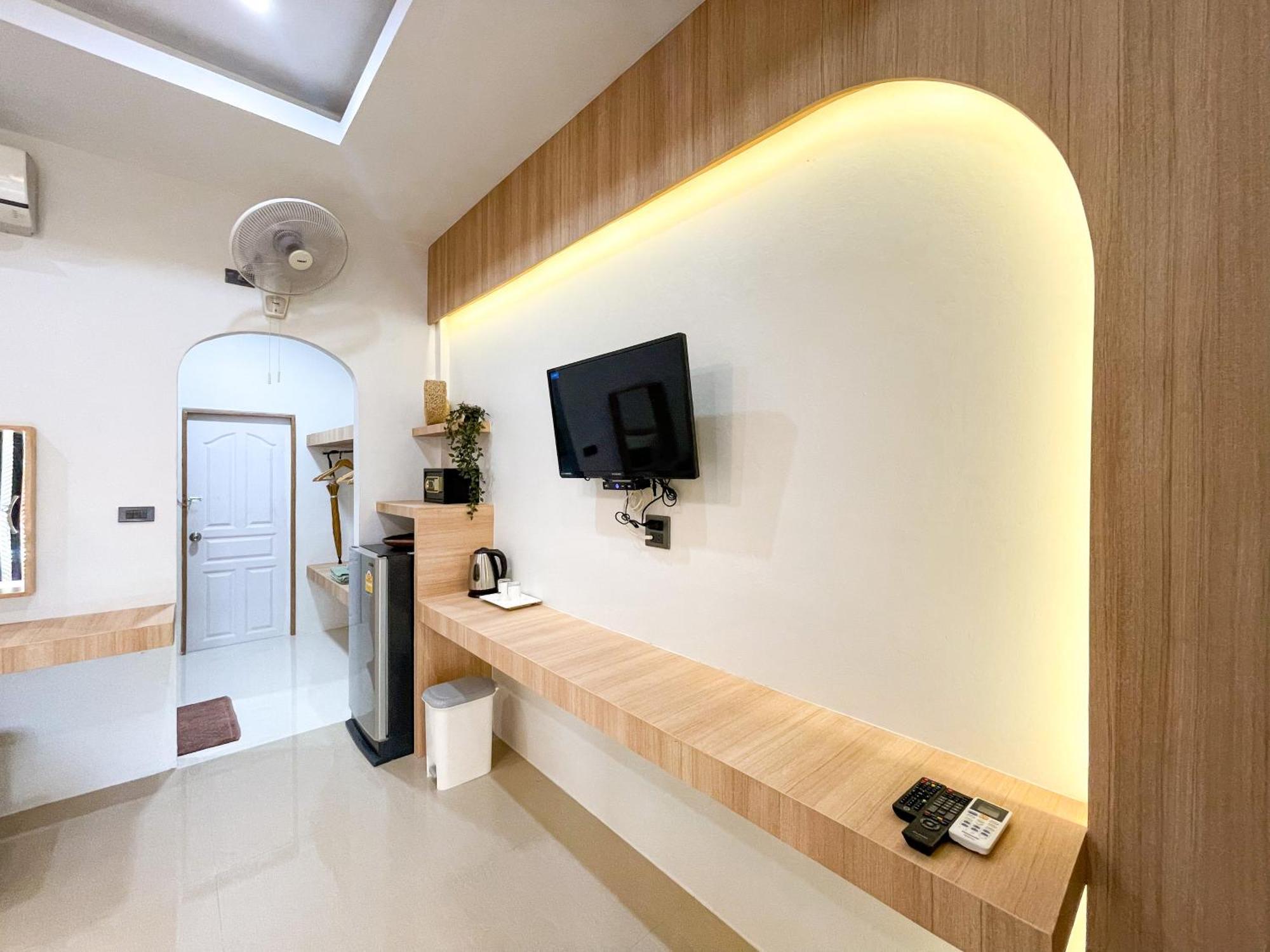 Dara Homestay Ko Kut Exteriör bild