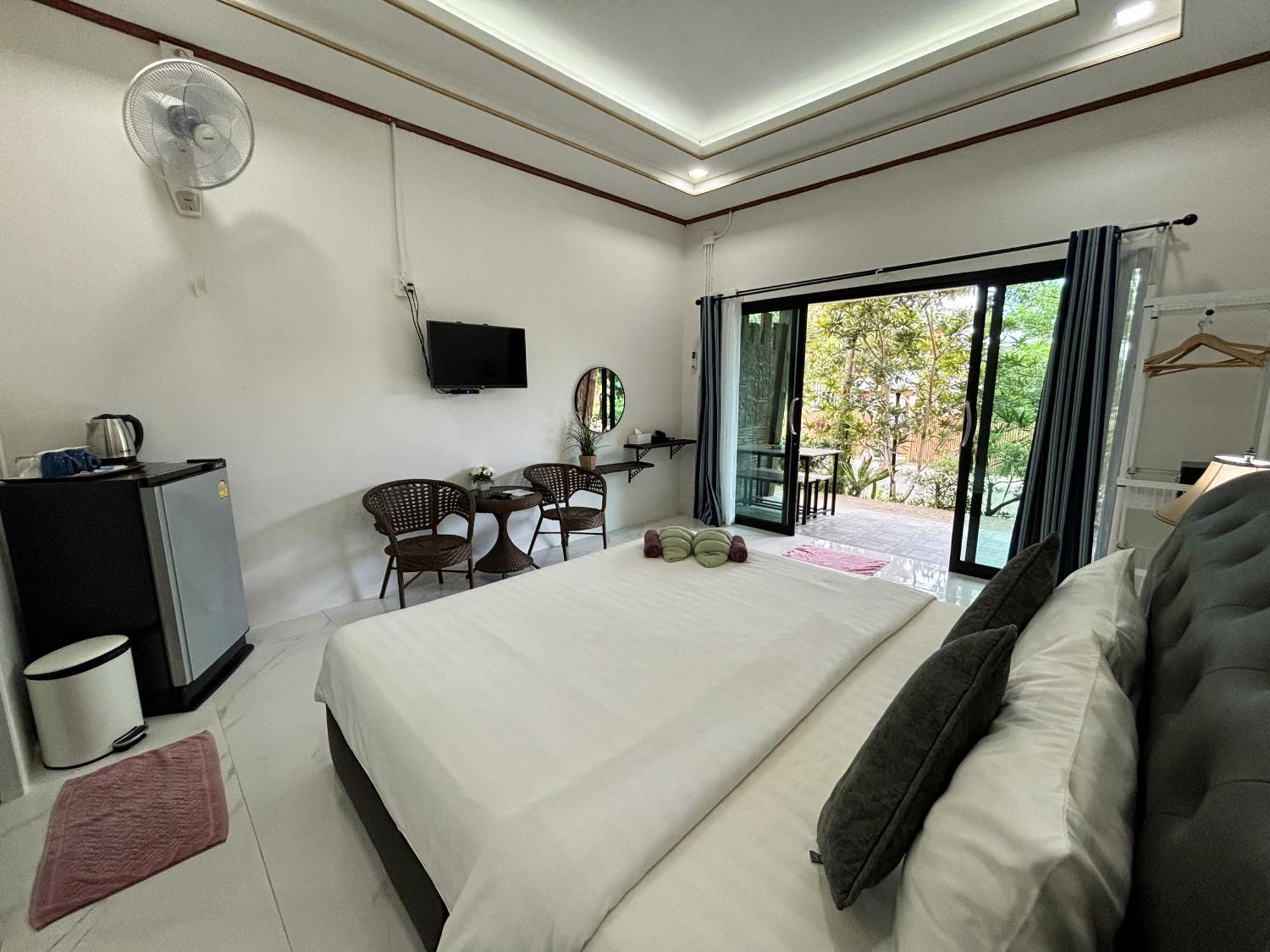 Dara Homestay Ko Kut Exteriör bild